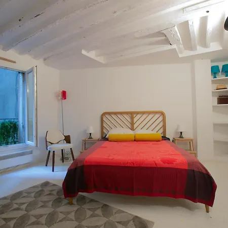 Luxury & Charming Flat - Saint-germain-des-pres Parijs